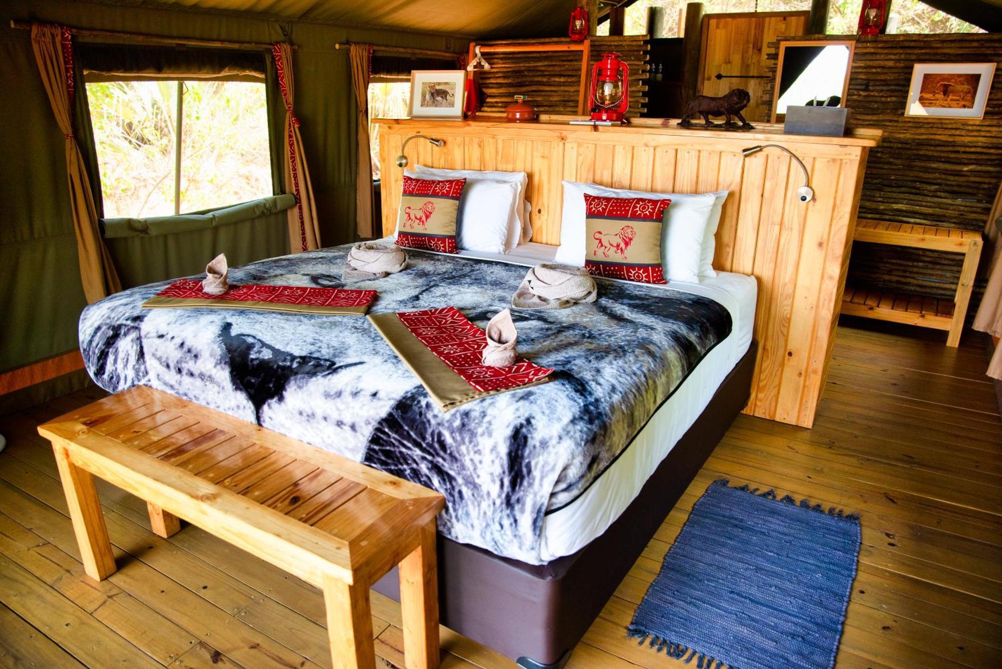Semowi Lodge And Campsites Mirapene Habitación foto